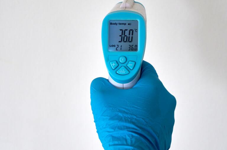 TOMAR LA TEMPERATURA